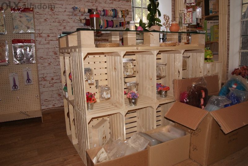 Обзавеждане за арт-работилница и магазин за декорации