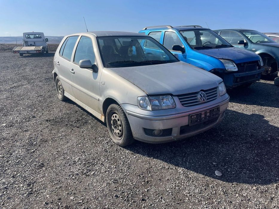 Dezmembrez piese Polo 6N