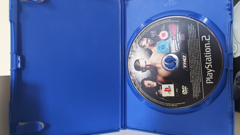 WWE 2010 за PS 2