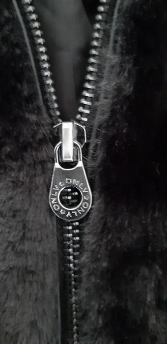 Haina de blana Only neagra superba L