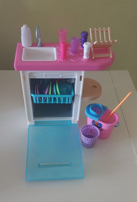 Кемпер 3в1 - трансформира се в 360-градусова зона за къмпинг; от него