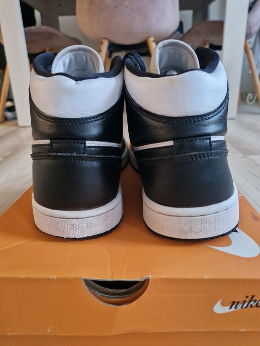 Маратонки Jordan