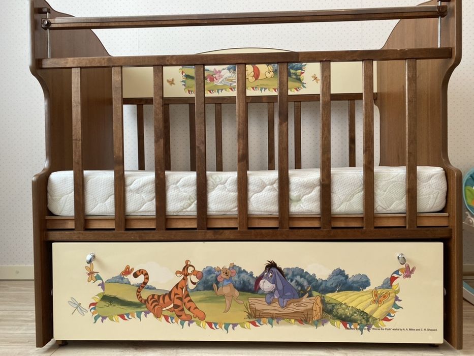 Детский кровать деревянное