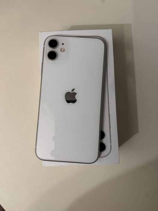 Продам IPhone 11