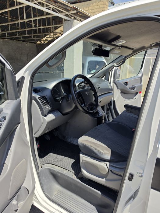 Hyundai grand starex yuk furgon 2 tona