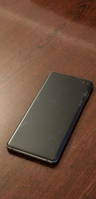 Обменяю самсунг галакси с 10+