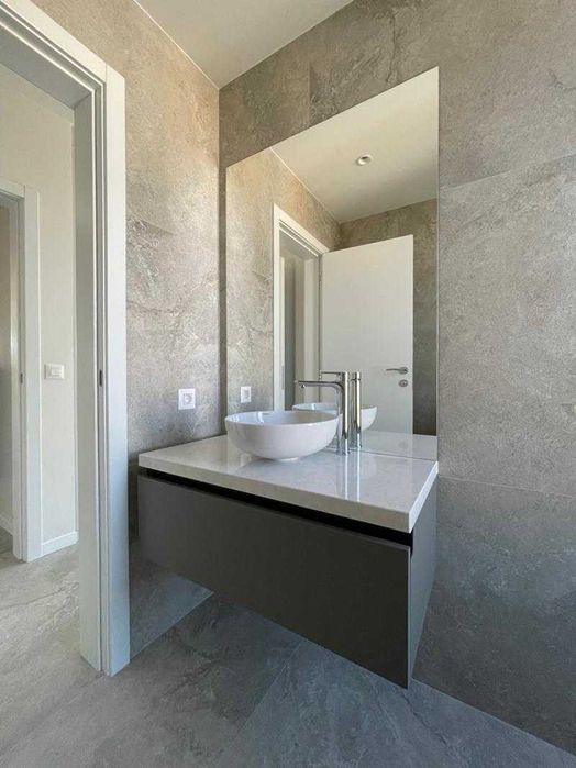 Продава се Тристаен апартамент в София, Света Троица - 102 кв.м за 710 €/кв.м - Снимка #3