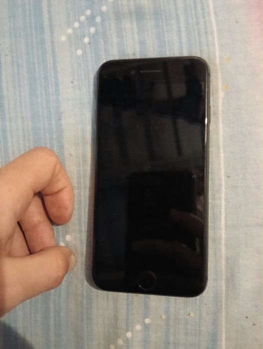 vand iphone se 2020 stare impecabila mai multe detali la tel 0752364336