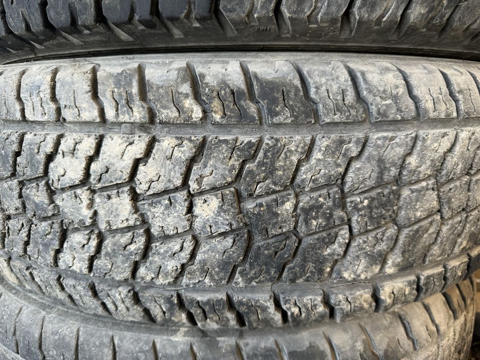 Шины колеса 225/75/16С