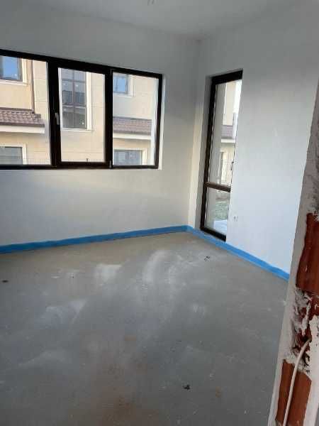 Продава се Къща в с. Белащица, Област Пловдив - 300 кв.м за 1300 €/кв.м - Снимка #1