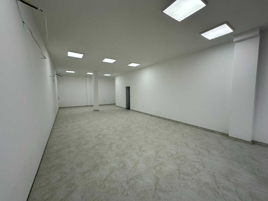 Просторен магазин в гр.Пловдив - кв. Южен!