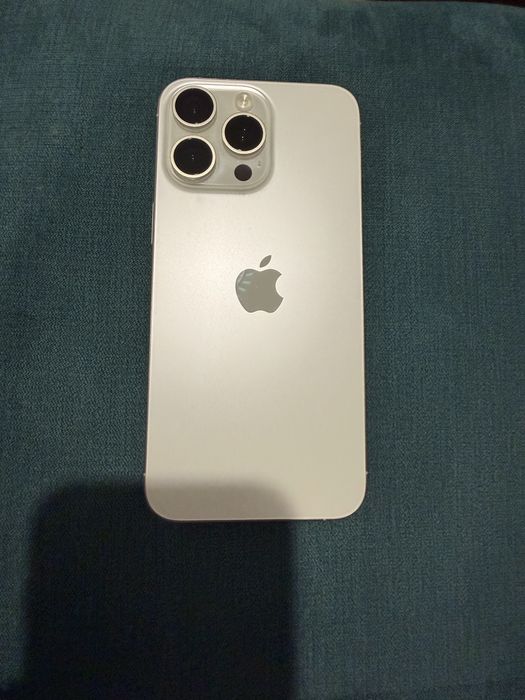 Iphone 15 pro max in stare perfecta