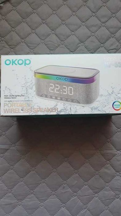 Boxa cu  Bluetooth ,Lamap RGB , încarcare wireless,,orga de lumini,etc