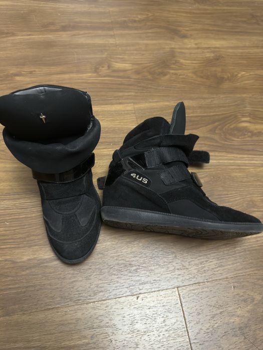 Cesare paciotti пачоти