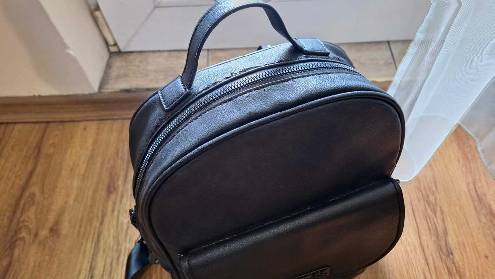 Оригинална раница Guess