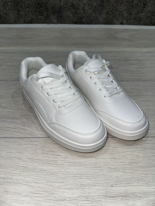 Кеды белые новые 38 размер