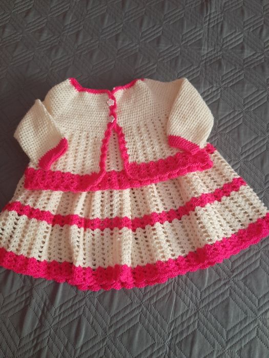Costumaș fetițe croșetat nou