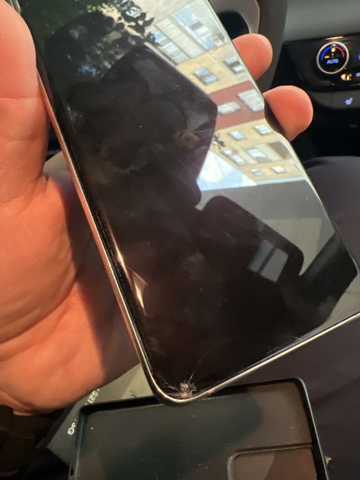 Продам samsung s21 ultra 256 g