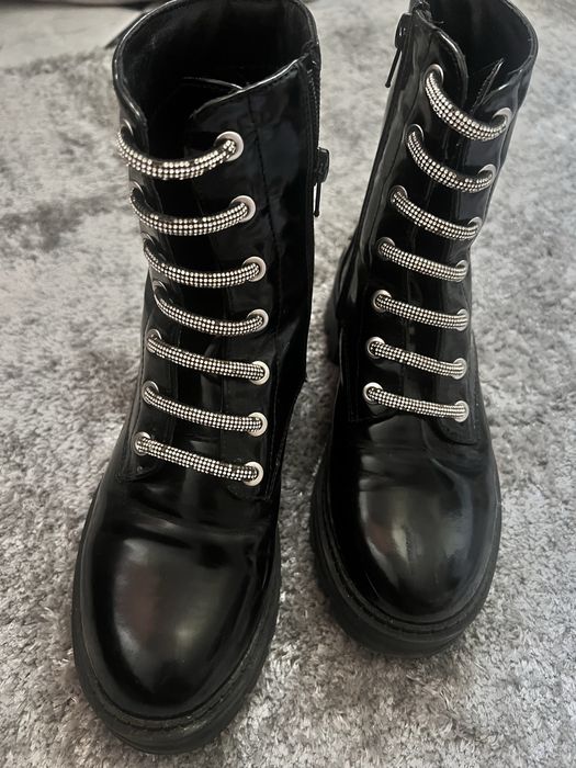 Cizme din piele lăcuită Graceland