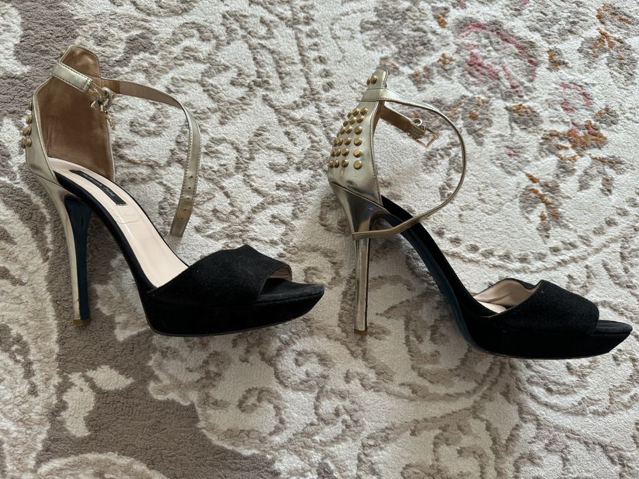 Продам туфли женские