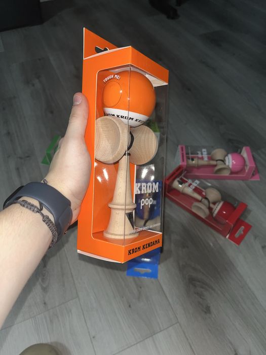 Kendama KROM POP Originala Sticky (Toate Culorile)