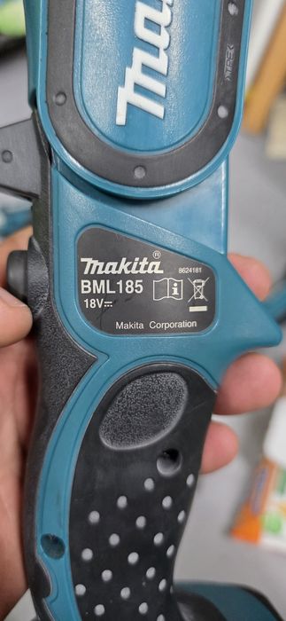 Scule Makita 18V cu acumulatori