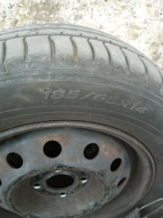 Гуми с джанти 4 броя.