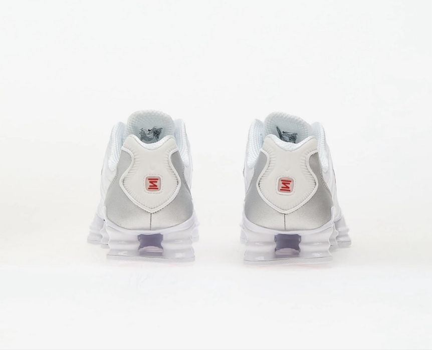 Обувки Nike Shox