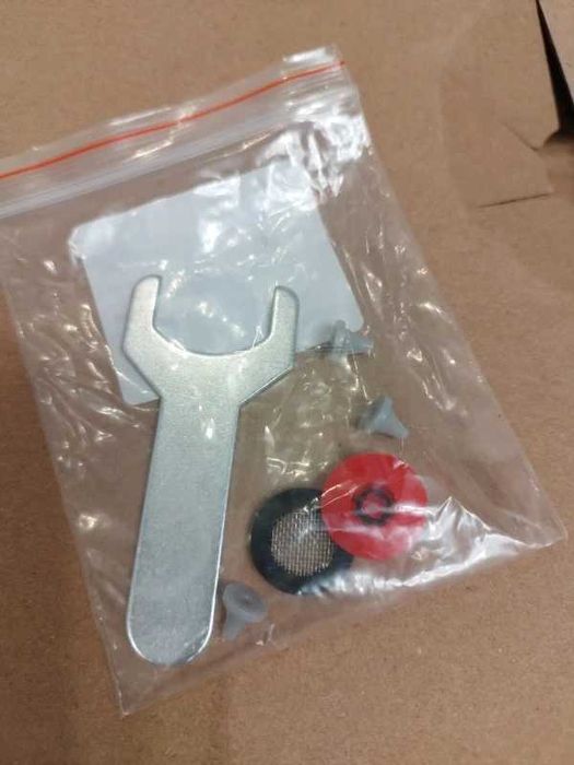 Cap de duș tip ploaie Voolan de dimensiuni 40cm x 30.5cm