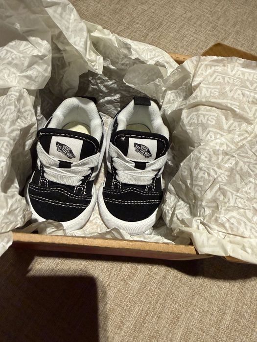 Pantofi sport Vans bebeluși noi