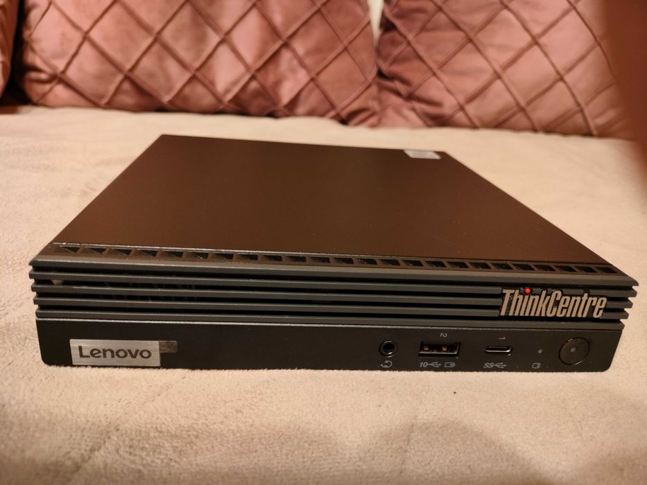 Lenovo ThinkCentre M70q Intel i5-10400T / 16GB DDR4 / 256GB SSD - НОВ