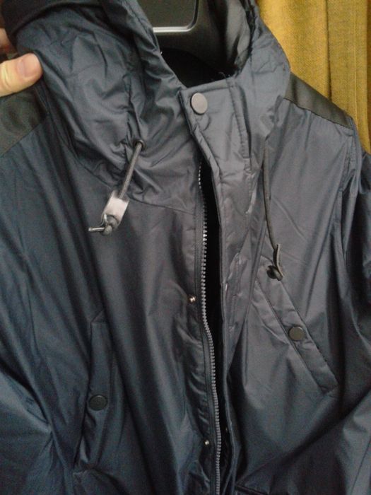 Geaca barbati noua, fermoar capse 7 buzunare groasa gluga guler inalt