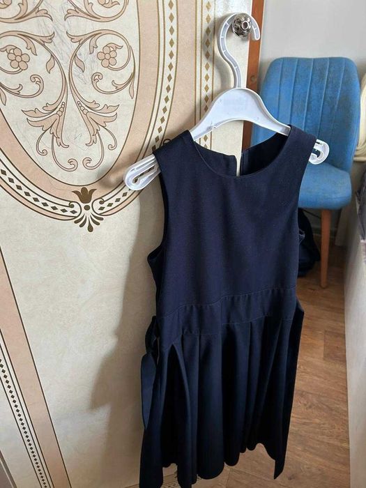 Школьная форма для девочки 2-4 класс