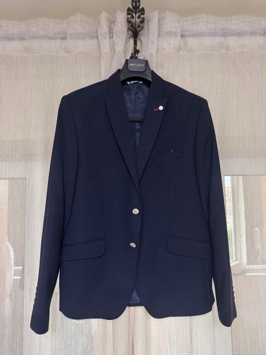 VÂND costum Sentierri albastru inchis!