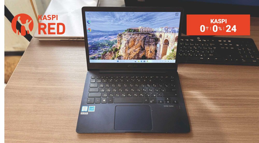 13.3 Ноутбук Asus ZenBook UX331FAL IPS1920x1080, i3-8145U, SSD 240