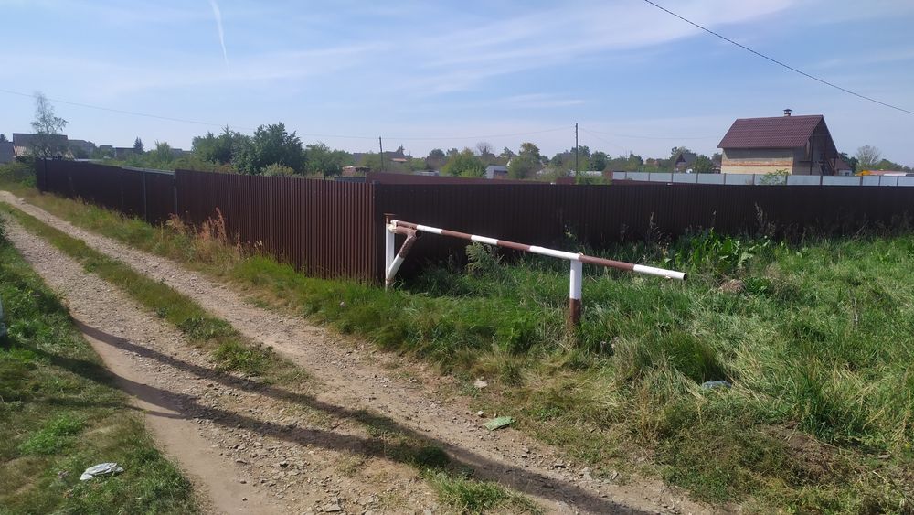 Земельный участок