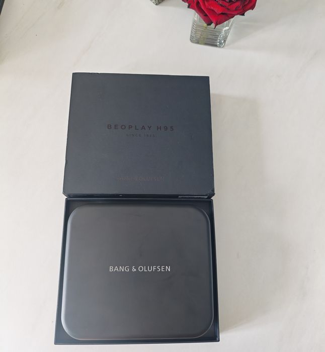 Bang Olufsen H95 ca NOI