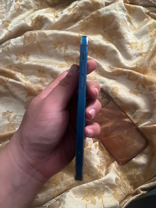 iPhone 12, состояние 5 из 10