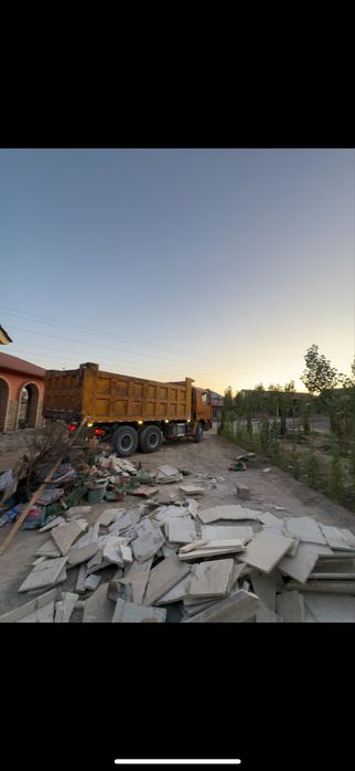 HOWO Shacman Услуги самосвала  Доставка песка 	Щебень, грунт