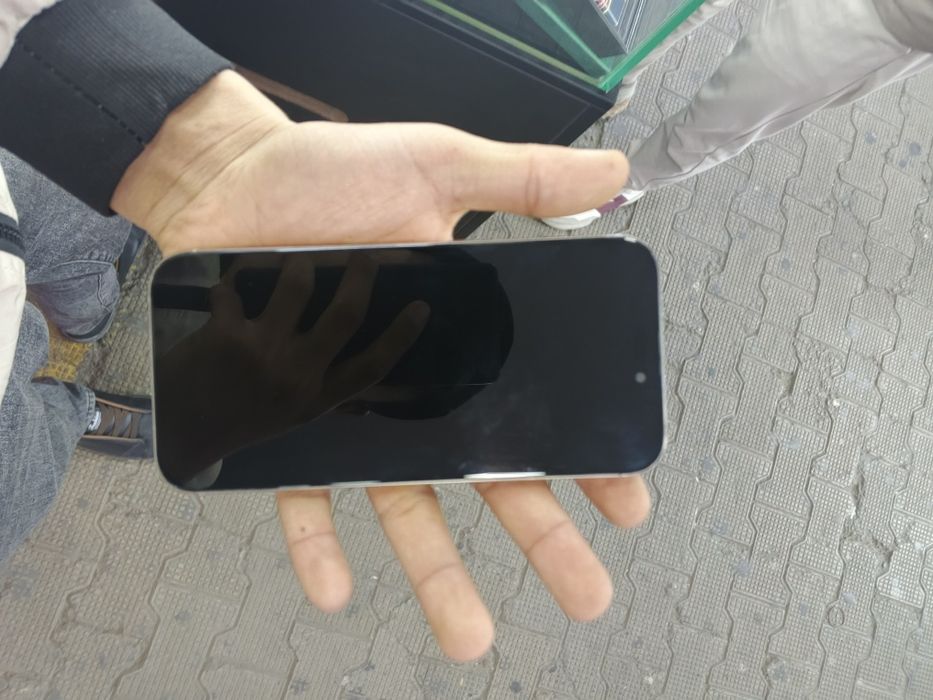 iPhone 16 17 max Luis