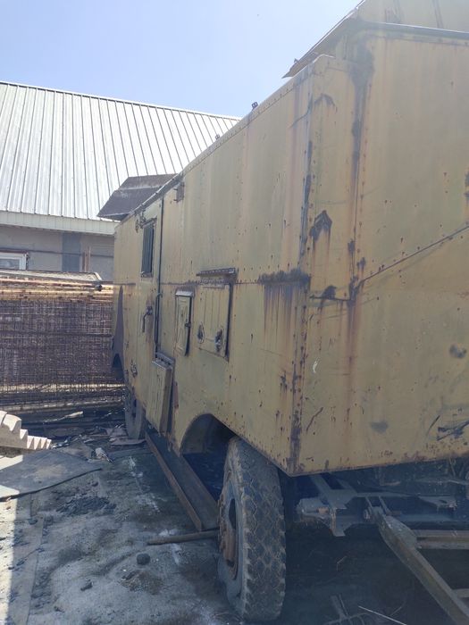 Продам кунг прицеп