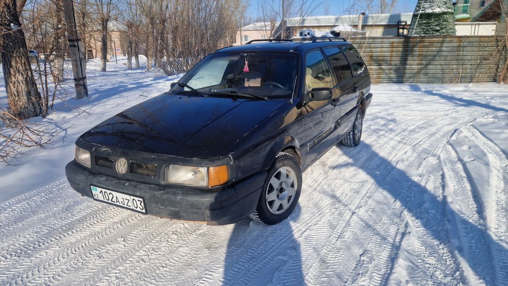 Продам Пассат б3 1.8 монопрыск