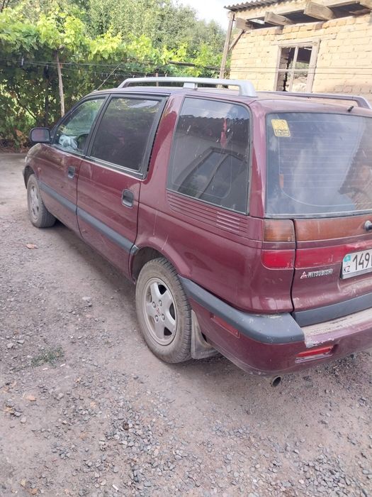 Машина mitsubishi спецвагон