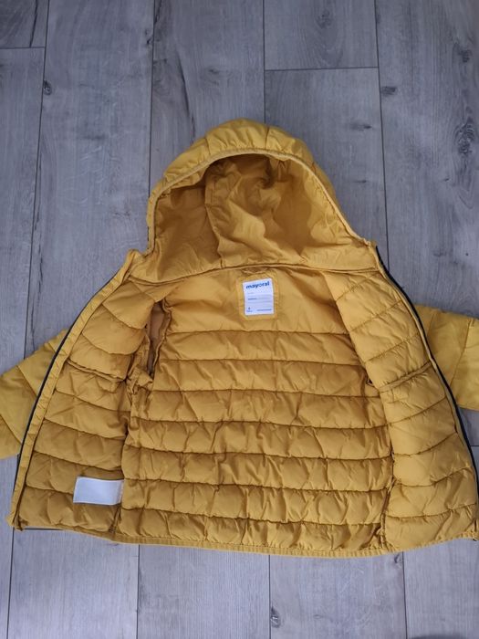 Преходно яке за момче на Mayoral, размер 6г.