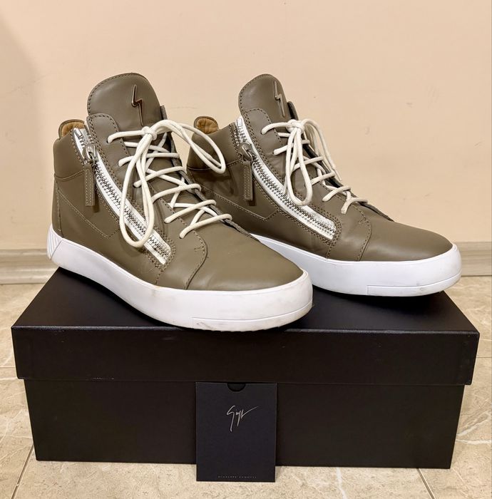 Кецове Giuseppe Zanotti