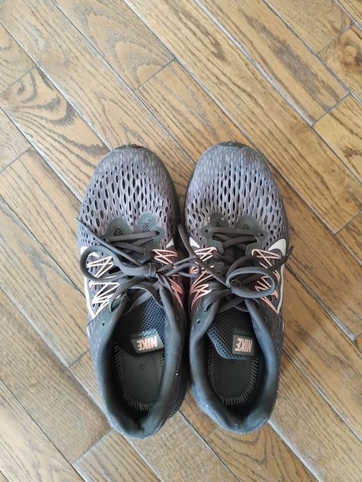 Nike Zoom Winflo 5; номер 39