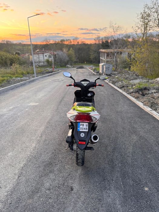 Продавам мотопед Riya 70 куб.см!!!