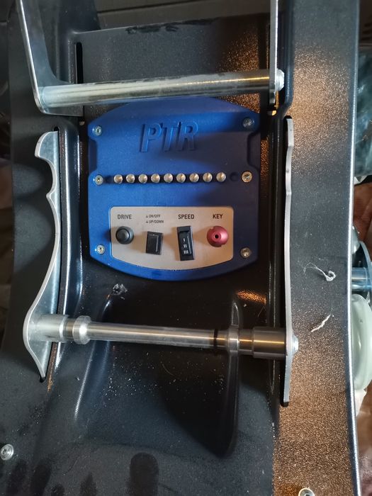 Устройство за изкачване на инвалидни колички