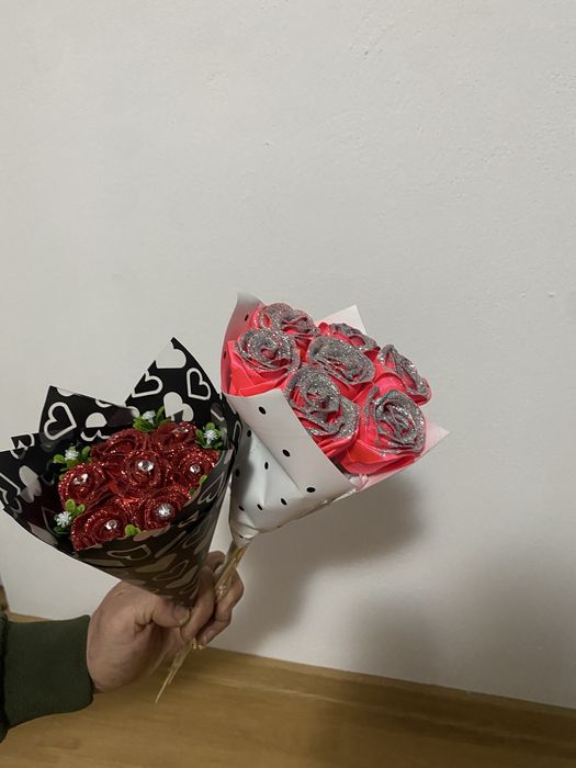 Buchete trandafiri Saten HOME made  Cadoul perfect