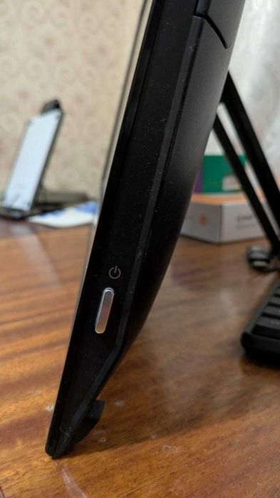 Моноблок LENOVO C20-22